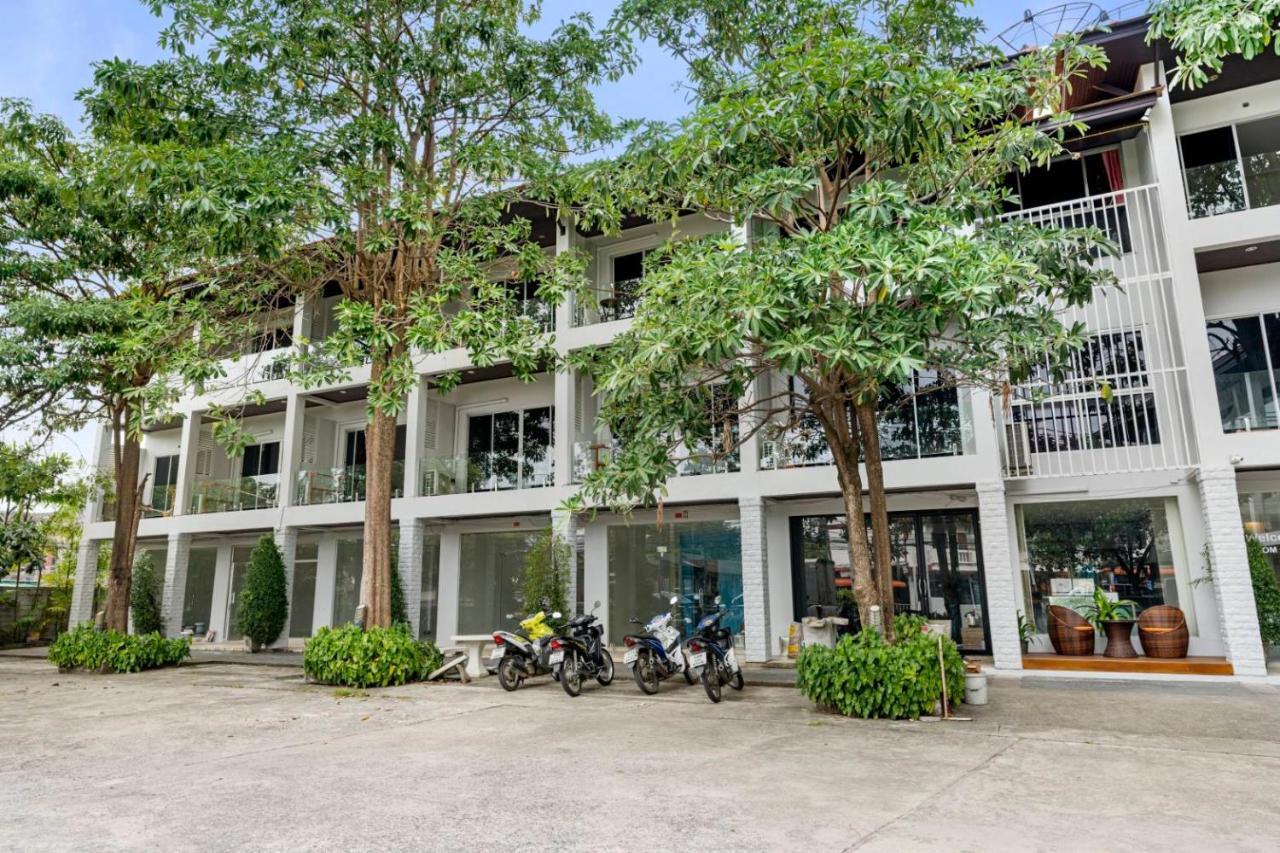 Chaweng Terrace Hotel Exterior photo